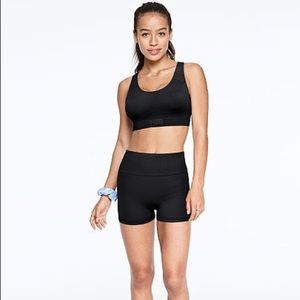 PINK VS Workout Shortie